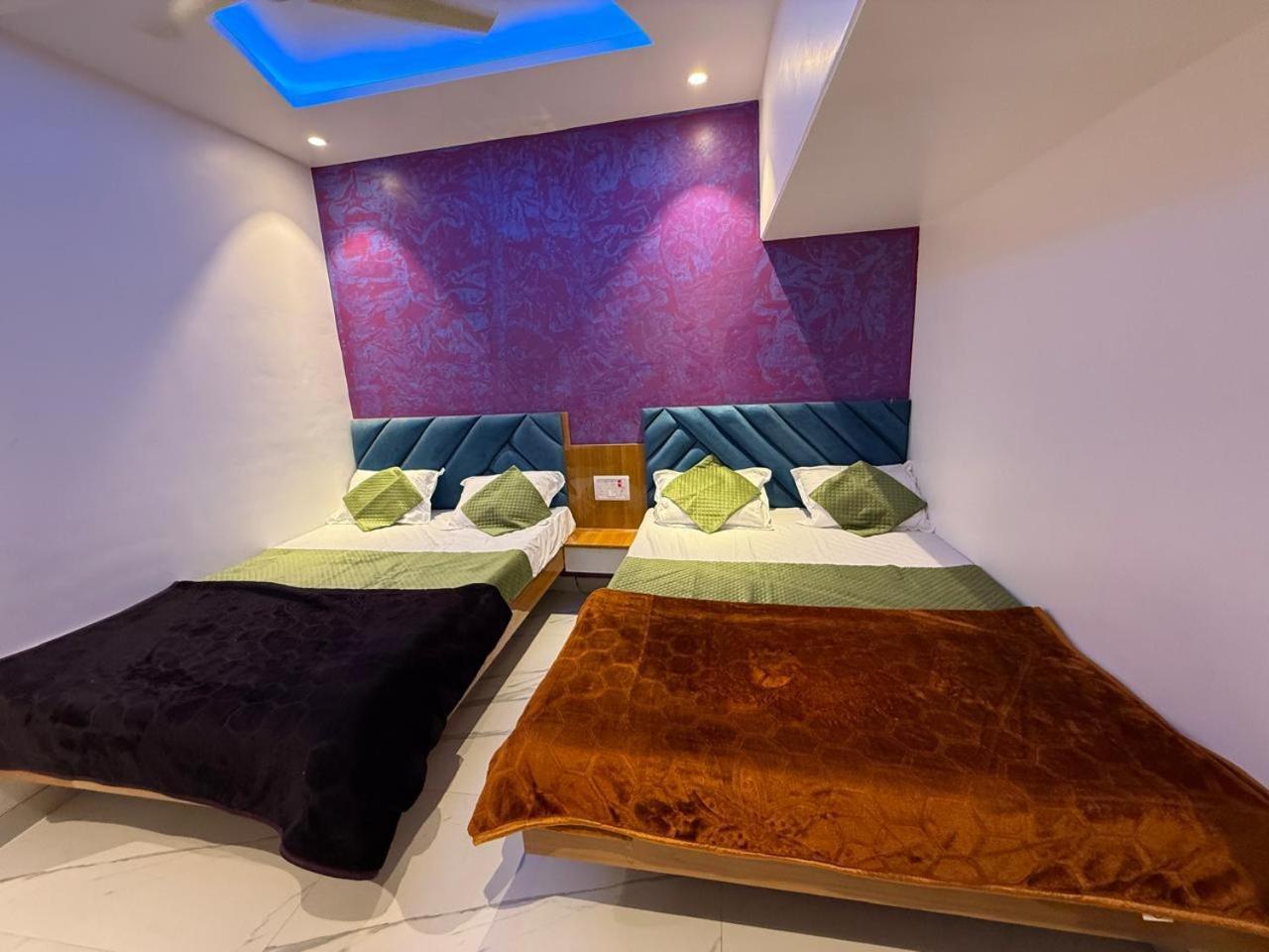 Hotel Madhuban Aurangabad  Bagian luar foto